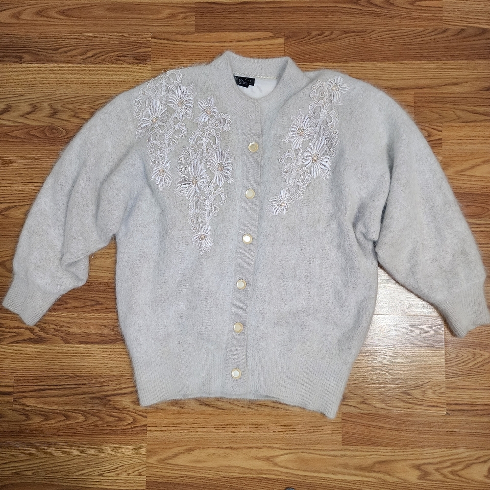 VTG VENESHA High Quality Angora Sweater Swing Cardigan BeigeFloral Beaded Lace L